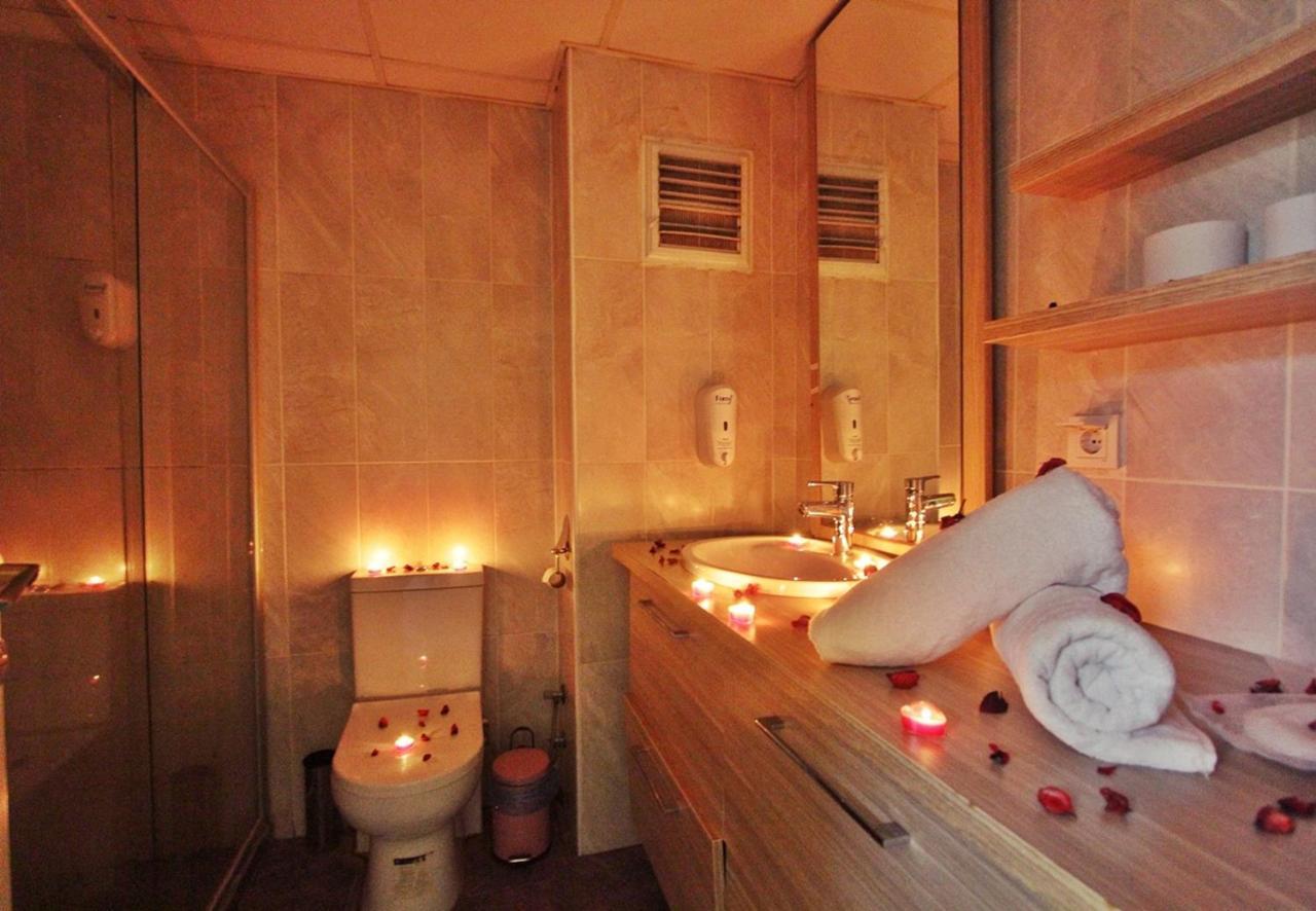 Red House Vip Apartmant Suites Istanbul Bagian luar foto