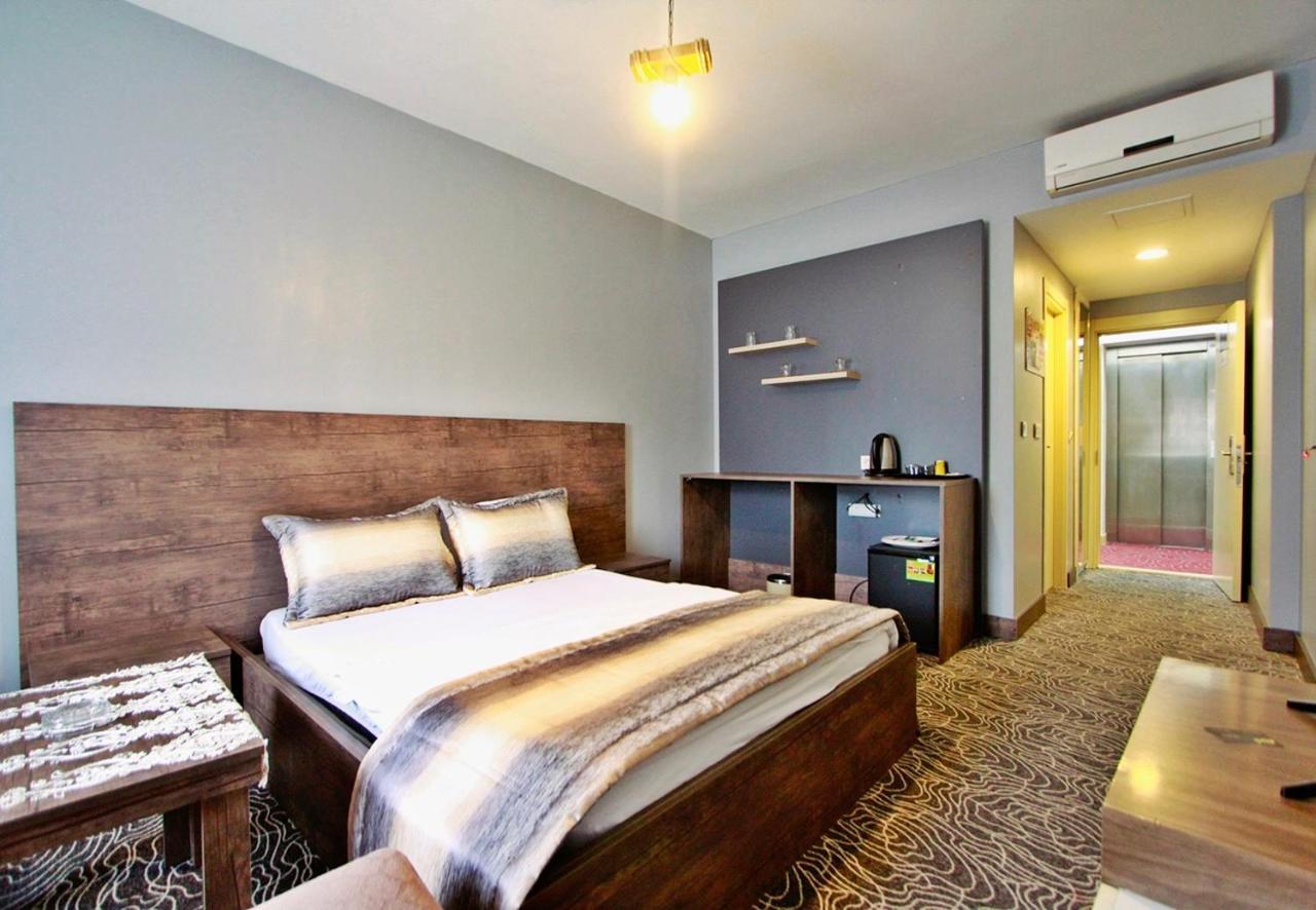 Red House Vip Apartmant Suites Istanbul Bagian luar foto
